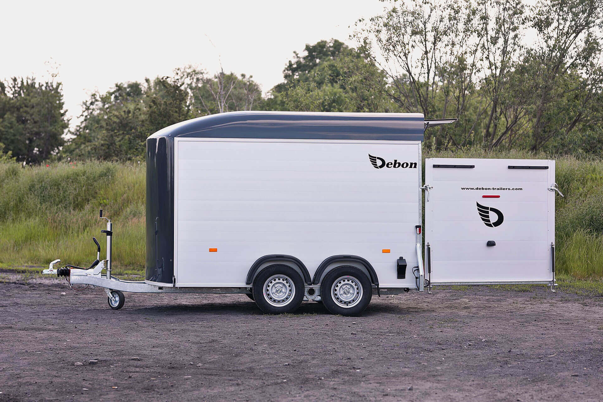 Remorque fourgon DEBON C500 ROADSTER ALU Porte Latérale – Image 3