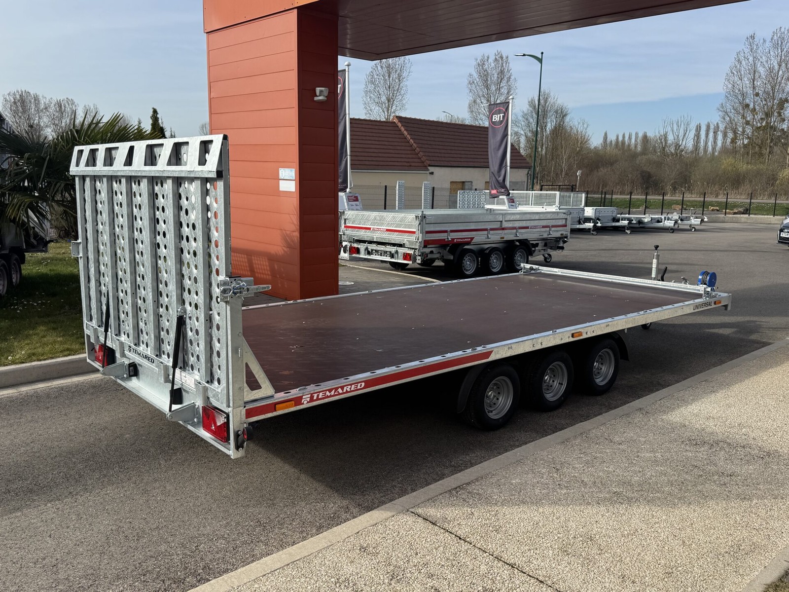 UNIVERSAL 5121/3 - 3500 kg (3 essieux) – Image 9