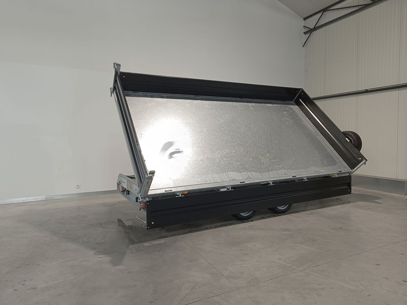 REMORQUE TRI-BENNE HUMBAUR HTK 3500.41 (3026) – Image 4