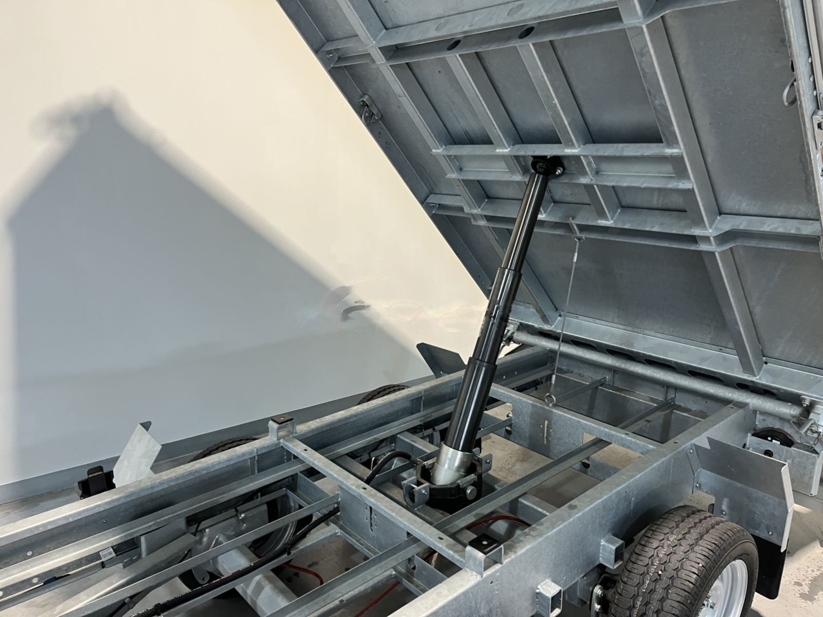 REMORQUE TRI-BENNE HUMBAUR HTK 2700.27 (3012) – Image 10