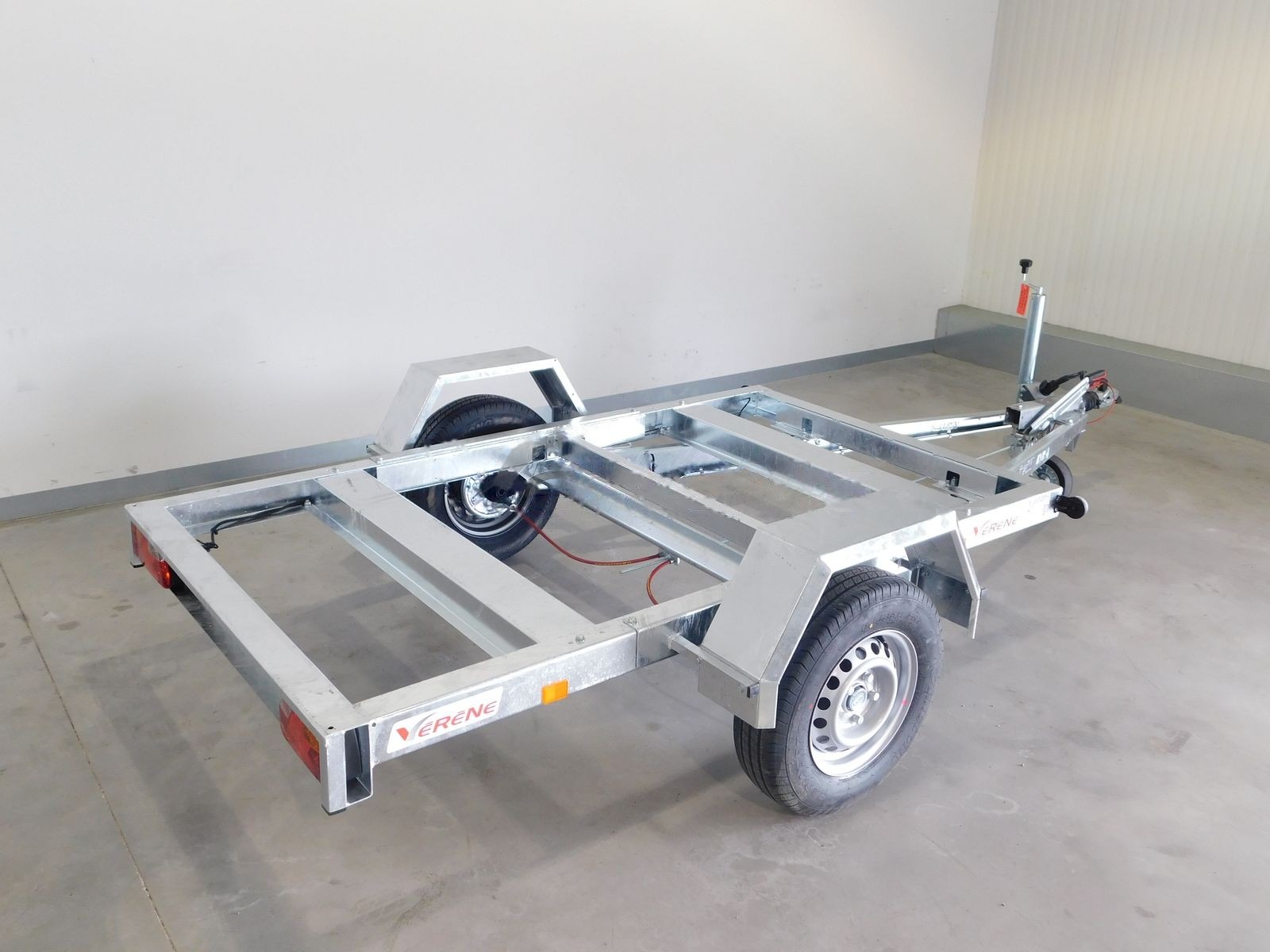 REMORQUE PORTE BARRIERE / ELECTROGENE VECH 132313