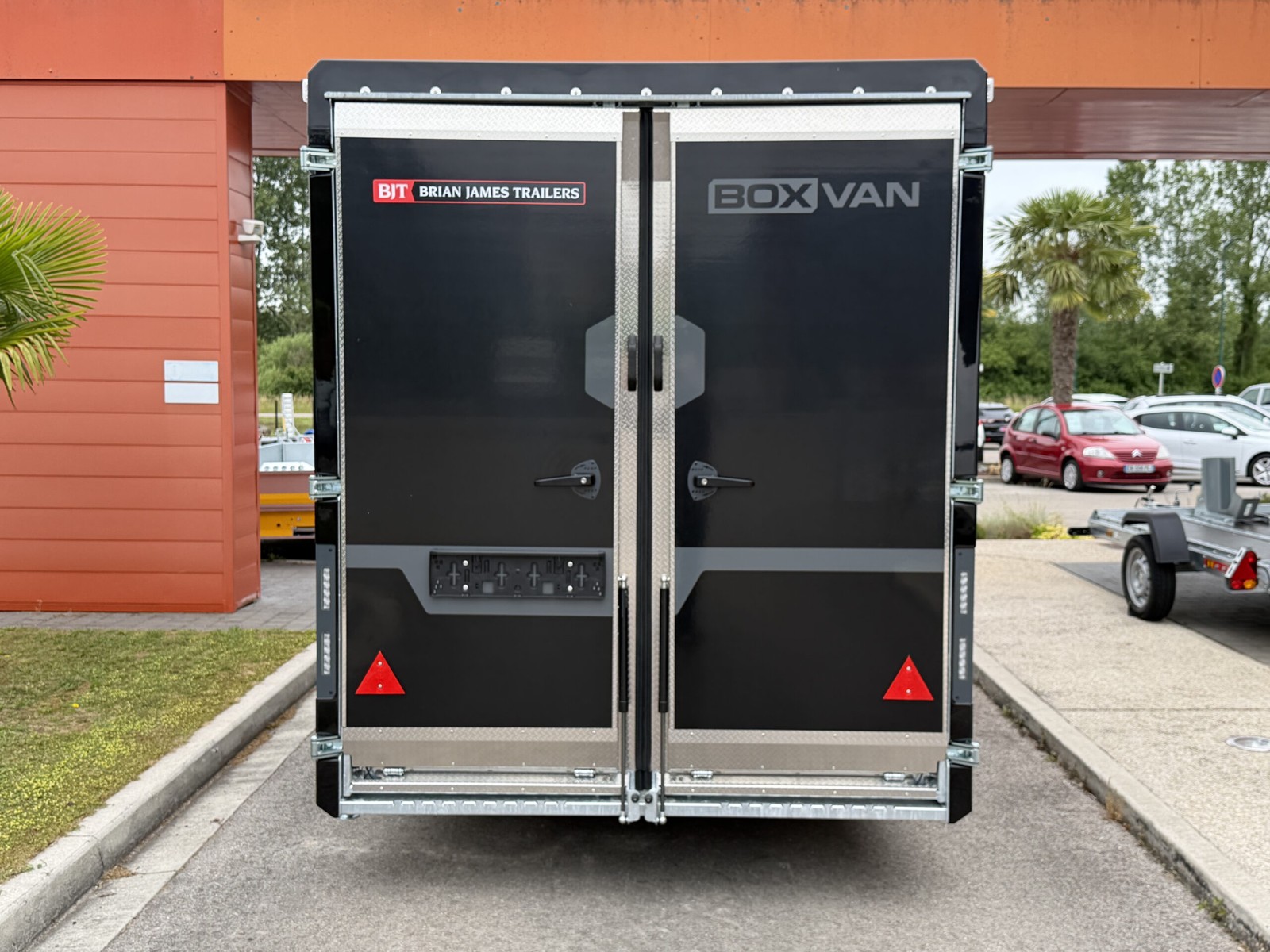 BOX VAN 3516-27-2-12 – Image 7