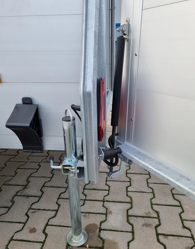 Remorque fourgon Debon C255 ALU 1300 kg avec porte latérale – Image 18
