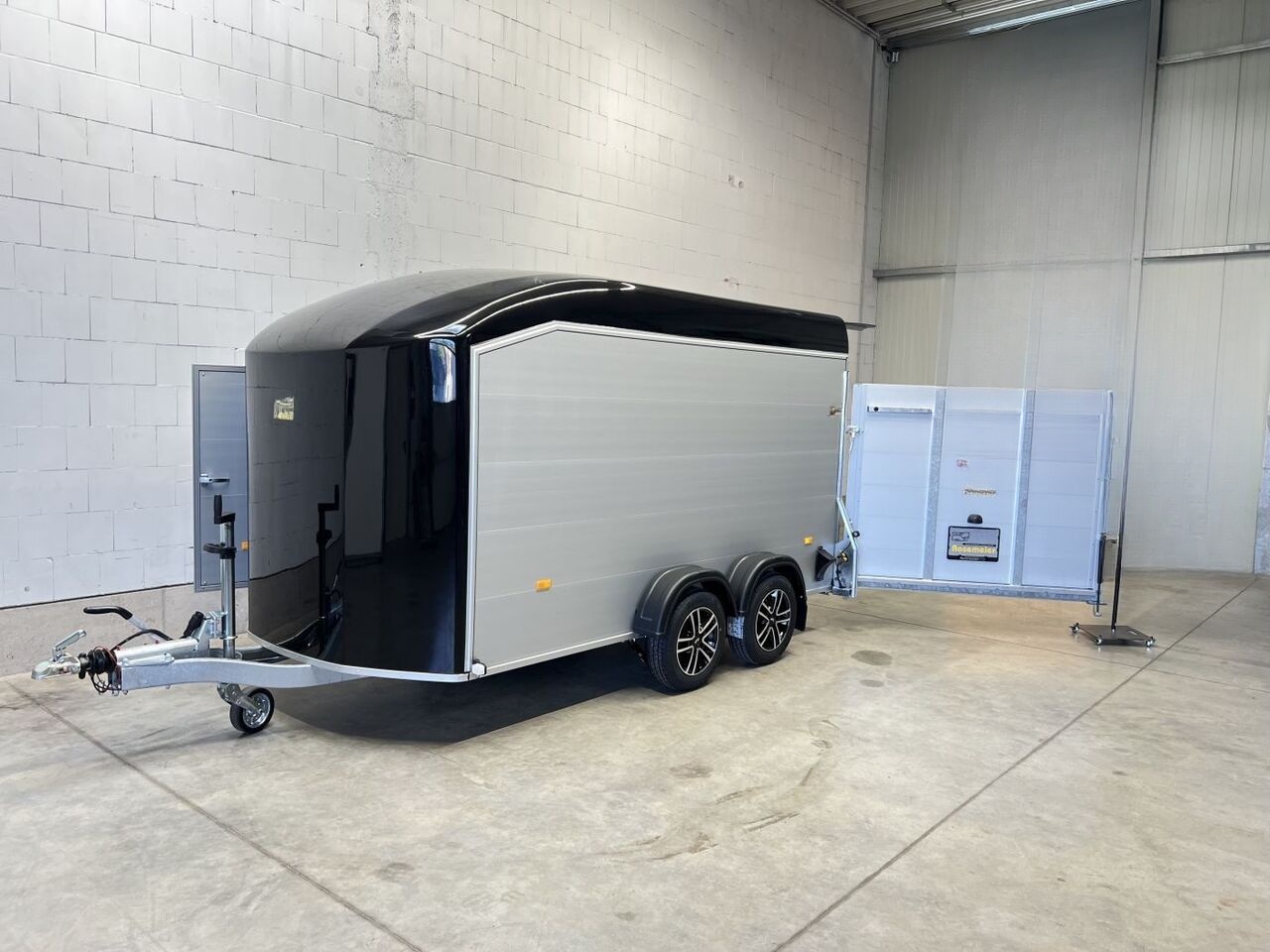Remorque fourgon Debon Roadster C700 ALF avec porte latérale – Image 17