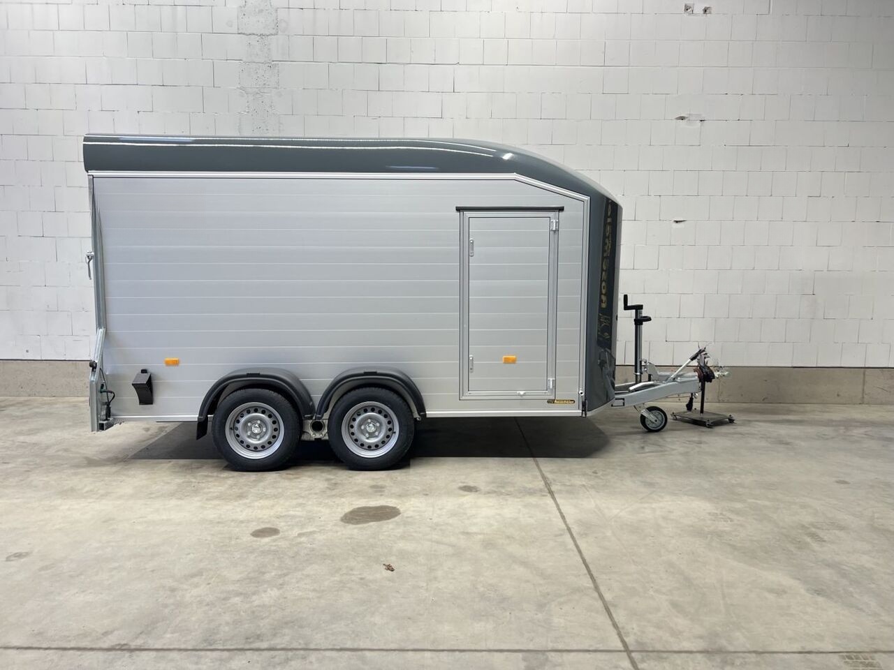 Remorque fourgon Debon Roadster C700 ALF avec jantes aluminium – Image 15