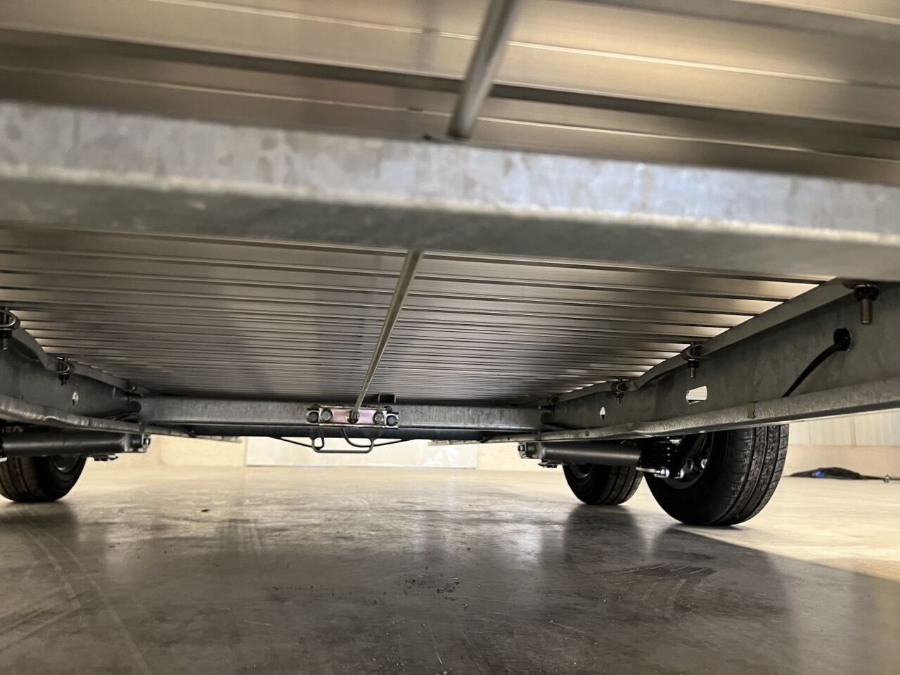 Remorque fourgon Debon Roadster C700 ALF avec jantes aluminium – Image 27