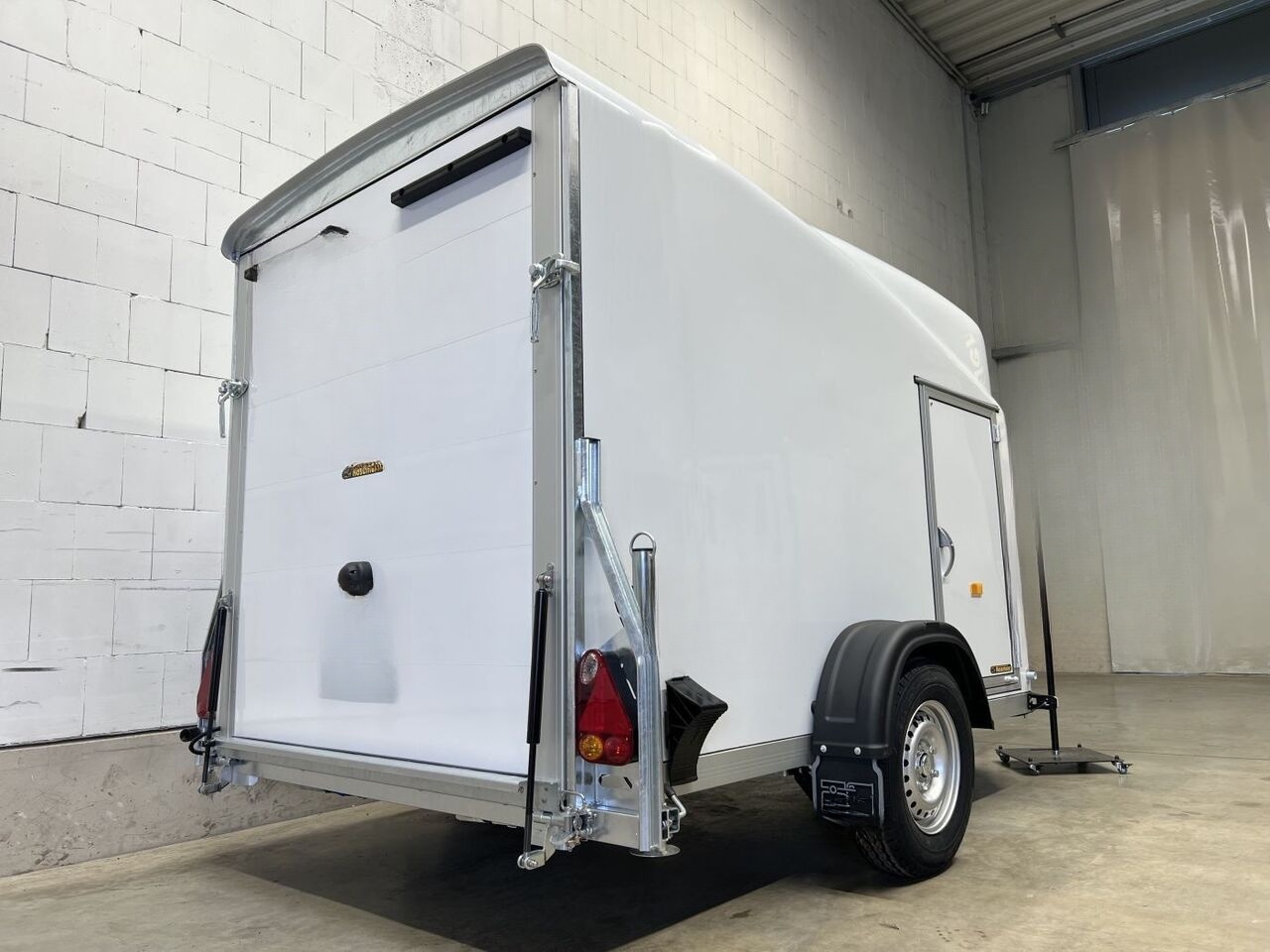 Remorque fourgon Debon Cargo 1300.02 avec porte latérale – Image 6