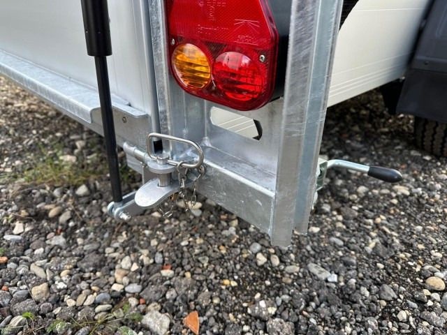 Remorque fourgon Debon Roadster 300 Aluminium avec porte latérale 1300 kg – Image 13